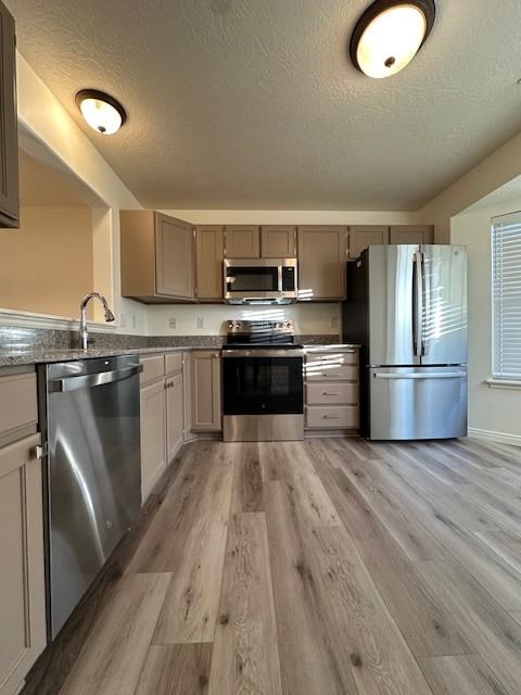 800 E Hamlet Cir S #800 - Photo 7 of 36