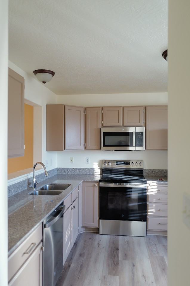 800 E Hamlet Cir S #800 - Photo 7 of 33