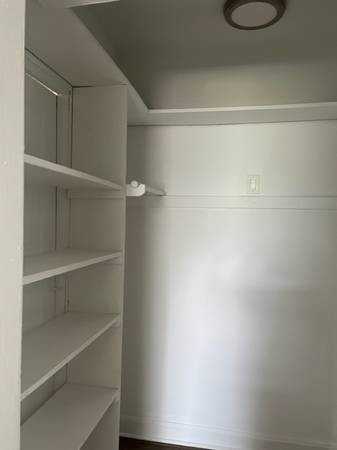 5736-52 S. Stony Island - Photo 4 of 30