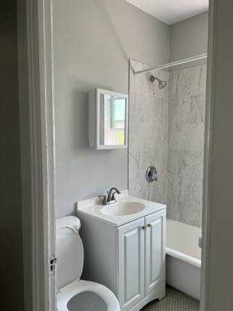 5736-52 S. Stony Island - Photo 6 of 30