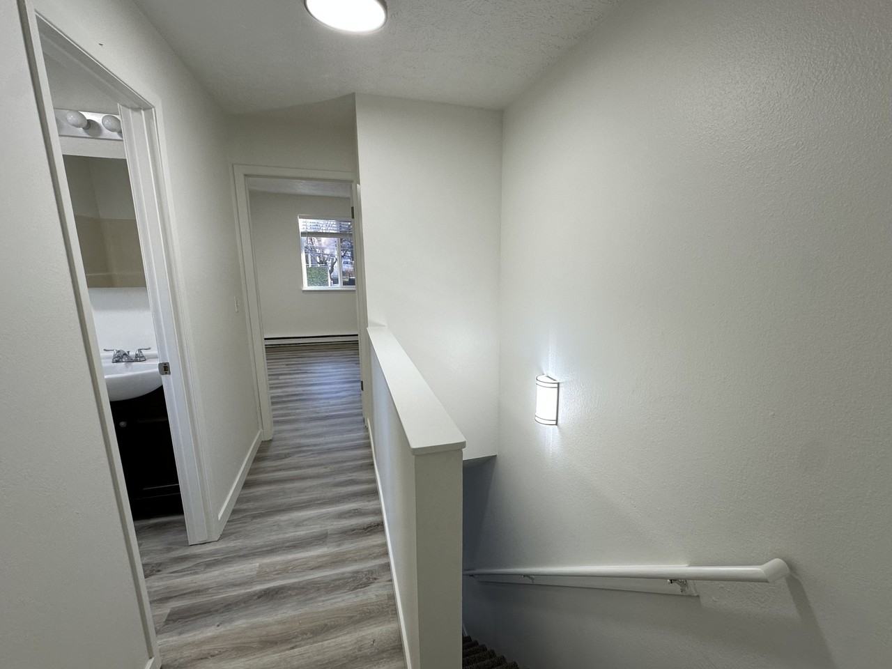 1119 West 11th Avenue - Photo 7 of 14