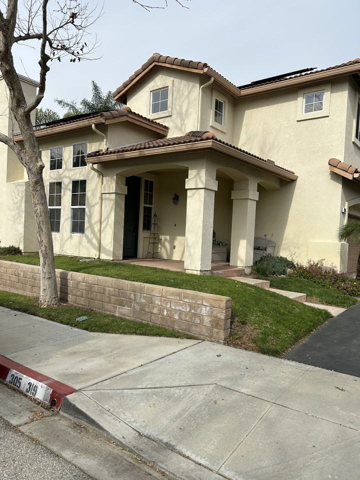 319 W Shoshone St #NA