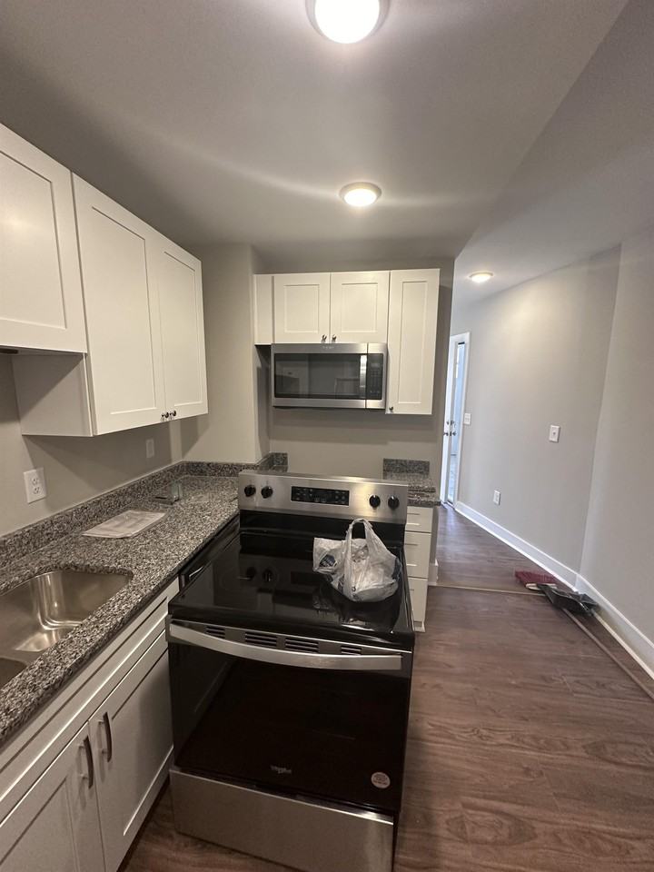 30 East 4th Street - Photo 5 of 19