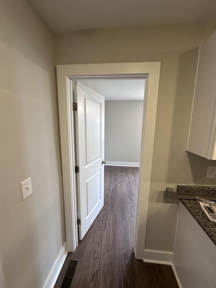 30 East 4th Street - Photo 6 of 19