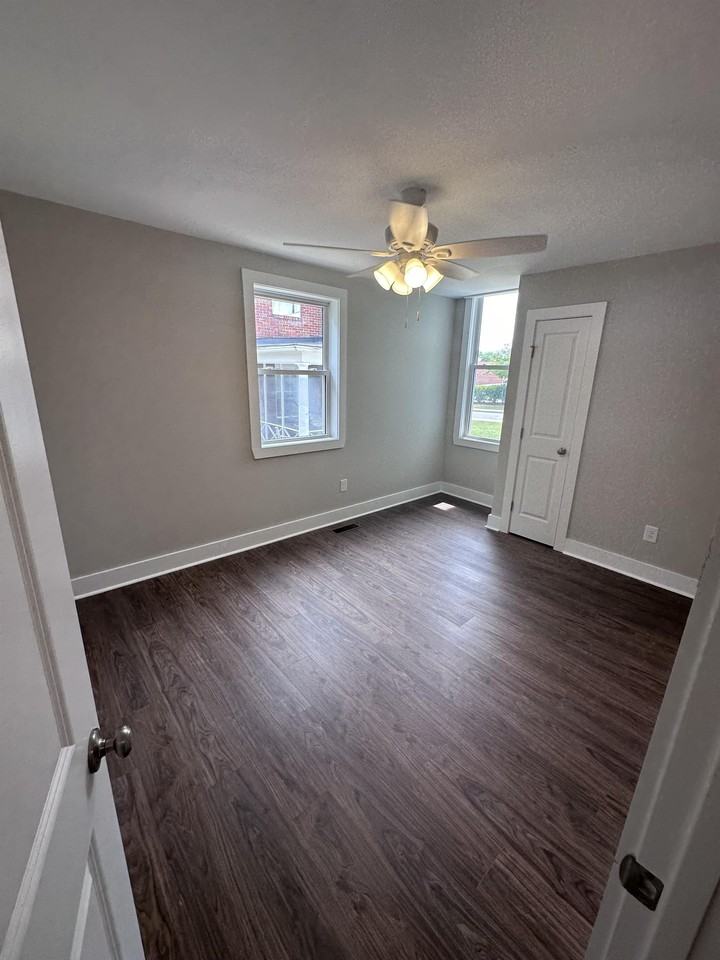 30 East 4th Street - Photo 7 of 19