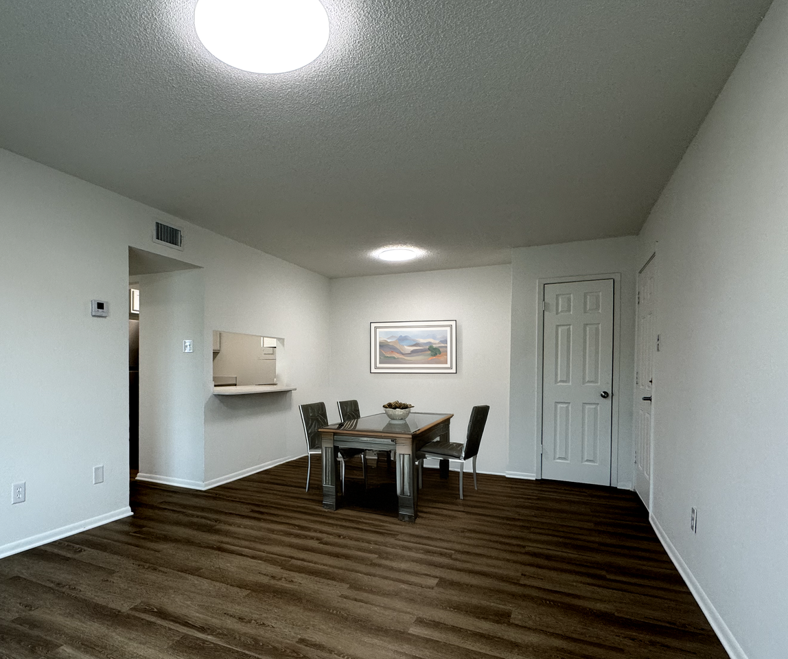 Admiral Doyle - Photo 3 of 27