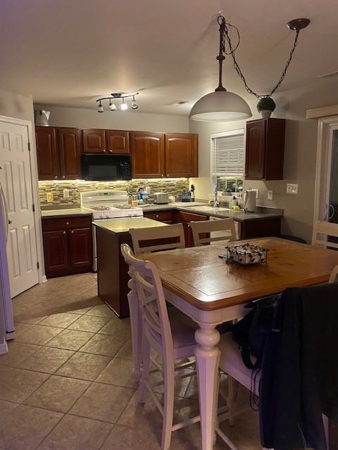 283 Powell Cir #1 - Photo 6 of 16