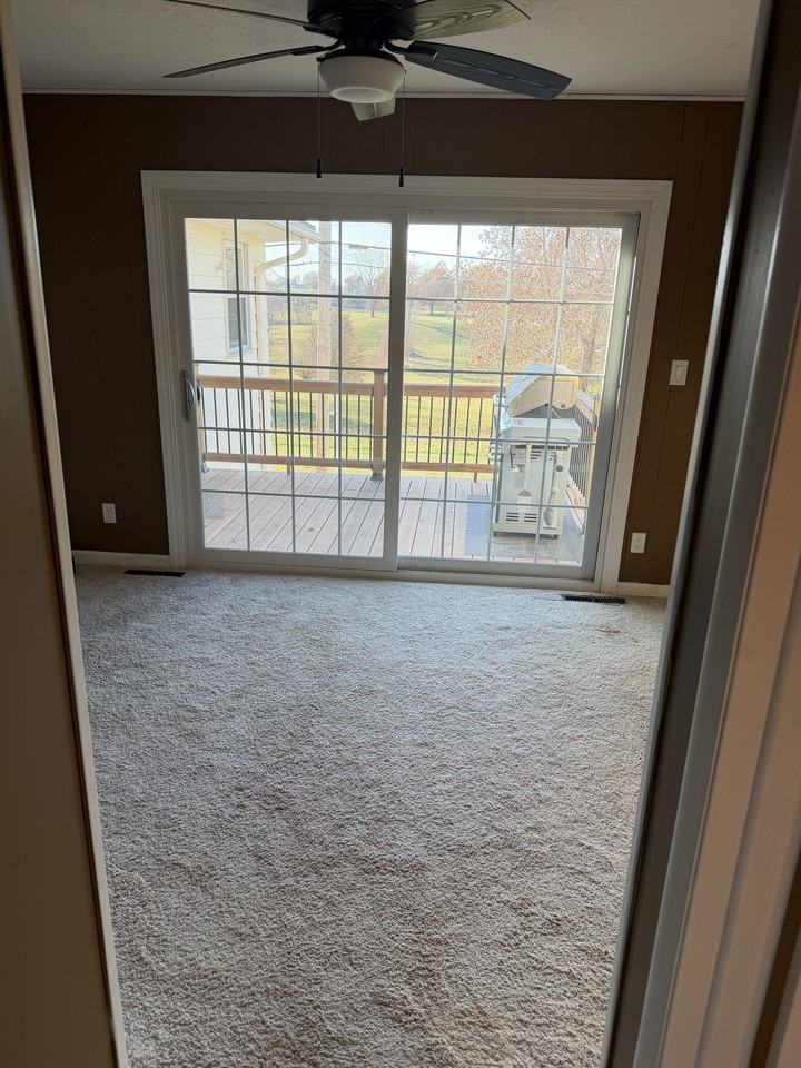 1605 S 8th St #NA - Photo 3 of 13