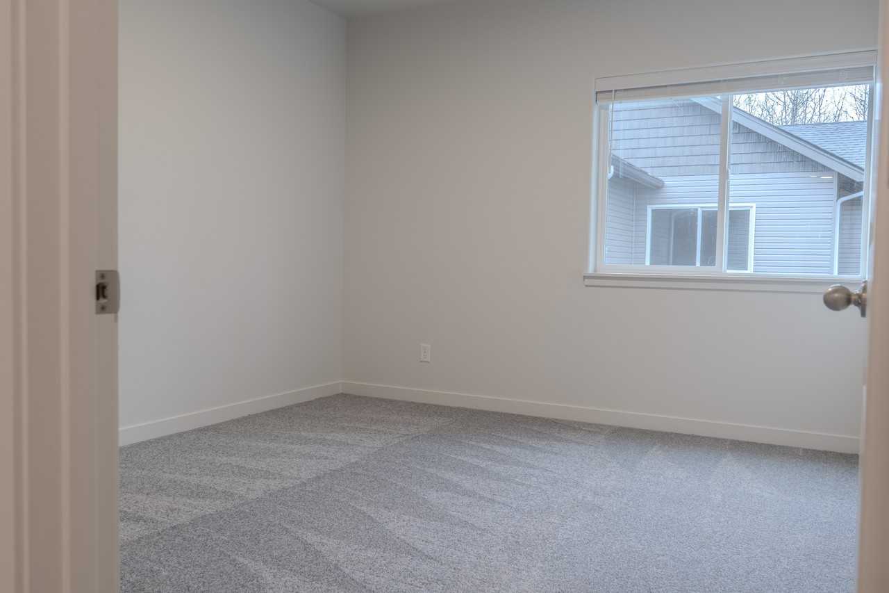 415 Southwest 20th Avenue - Photo 2 of 36