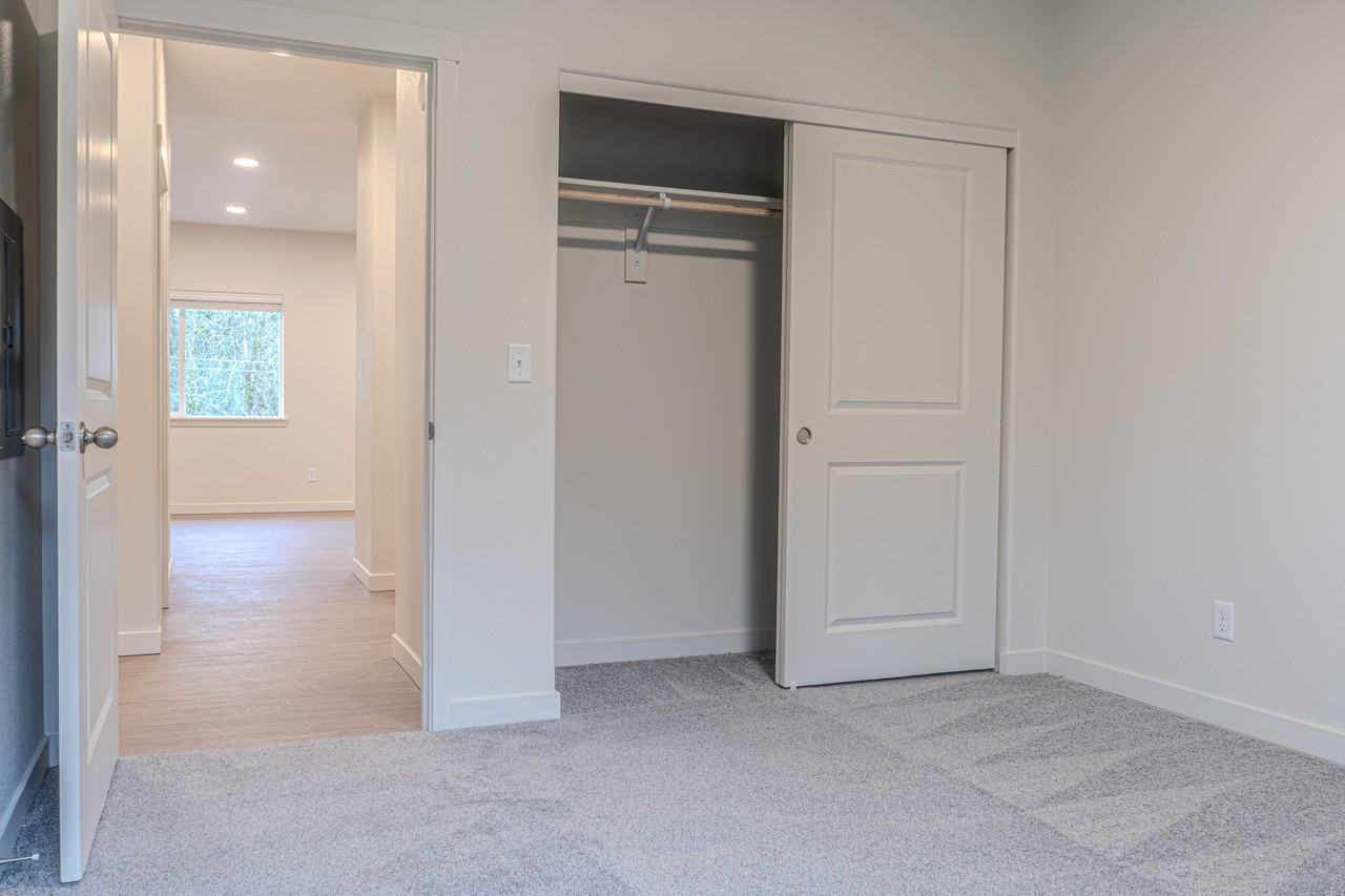 415 Southwest 20th Avenue - Photo 3 of 36