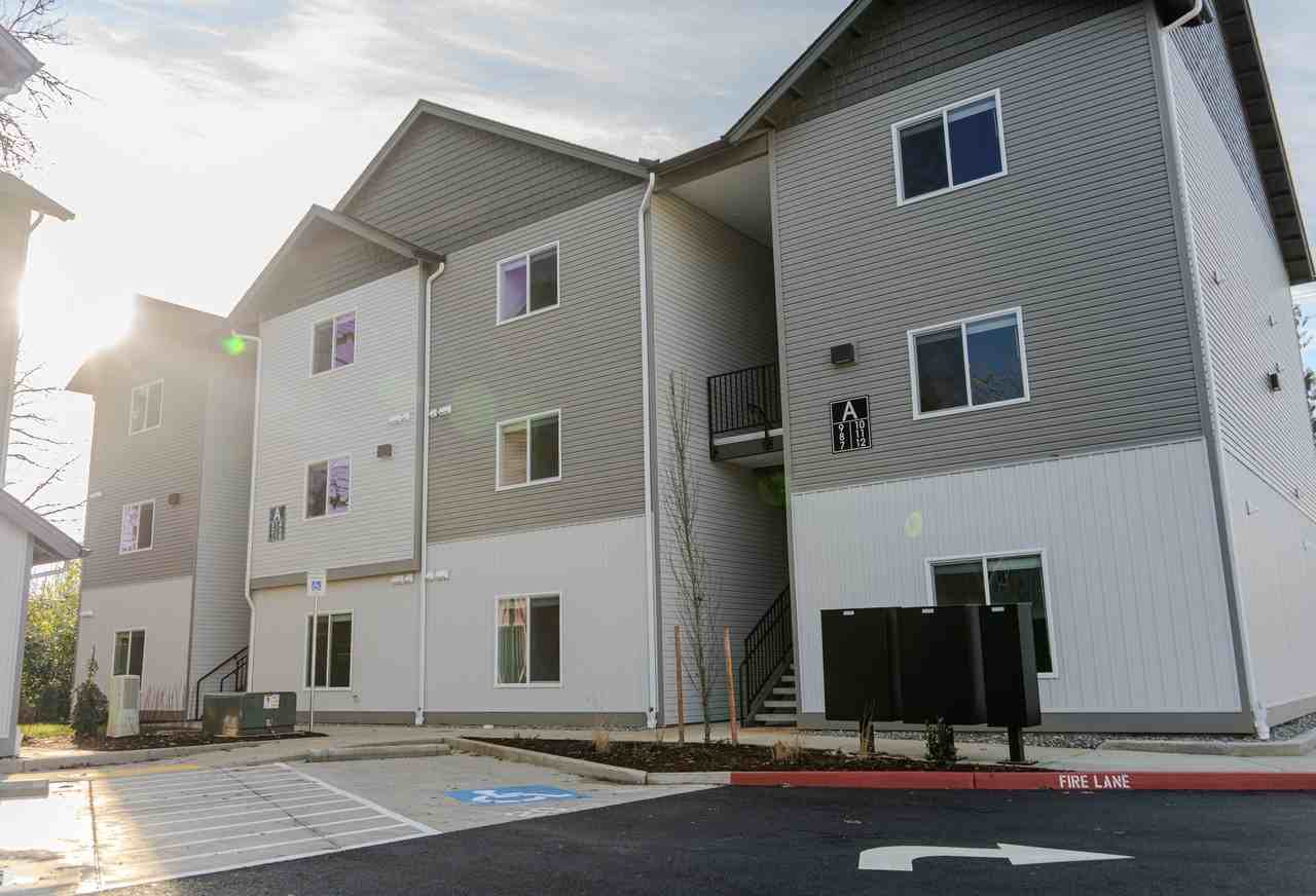 415 Southwest 20th Avenue - Photo 6 of 36