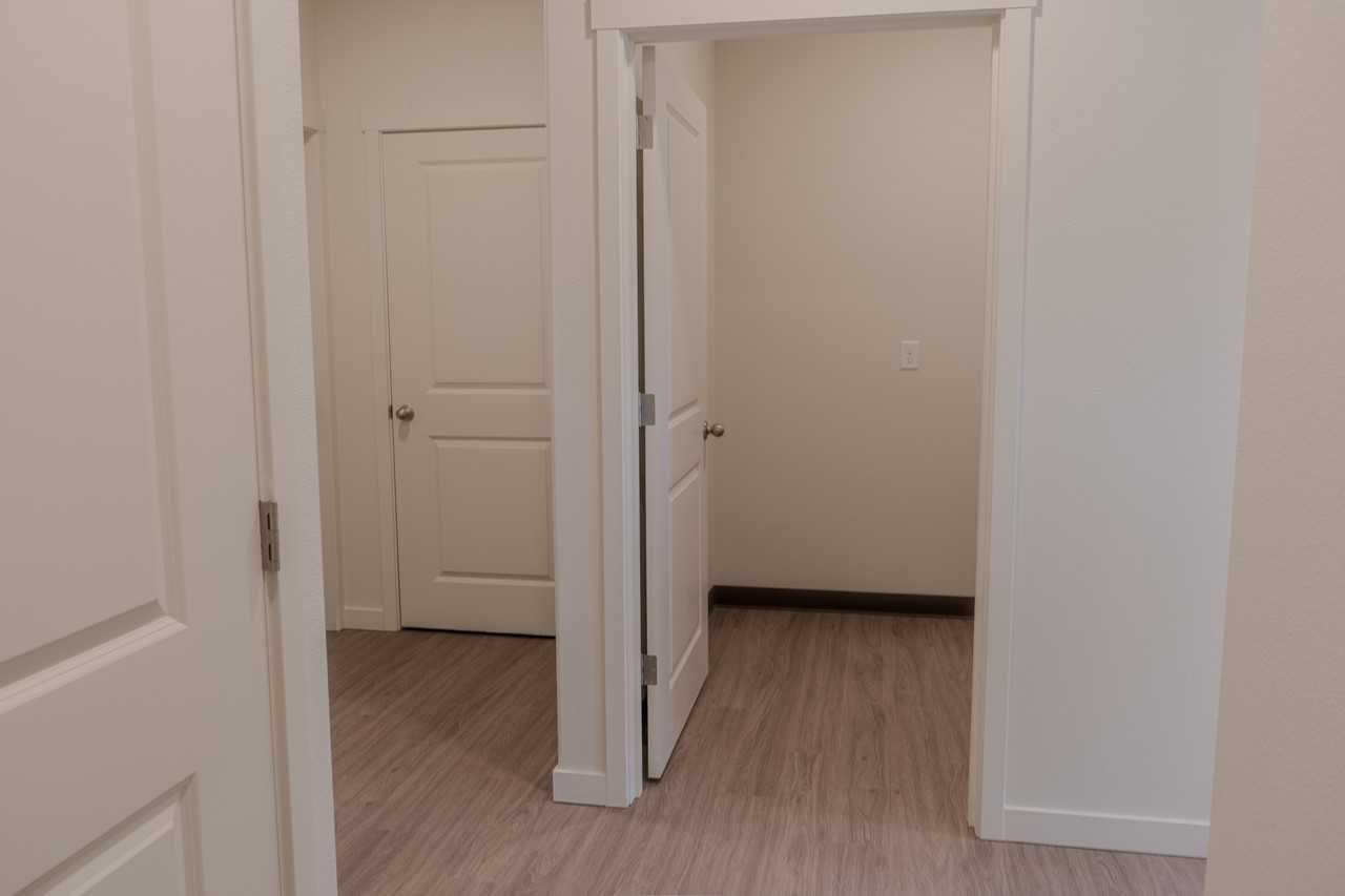 415 Southwest 20th Avenue - Photo 7 of 46