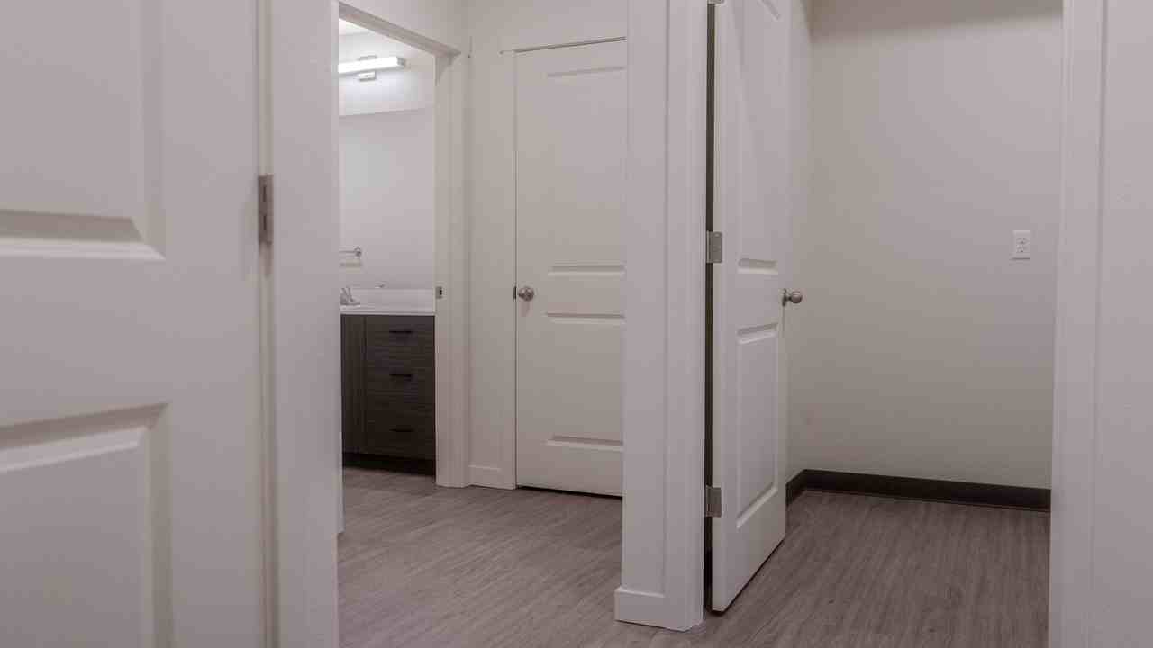 415 Southwest 20th Avenue - Photo 2 of 46