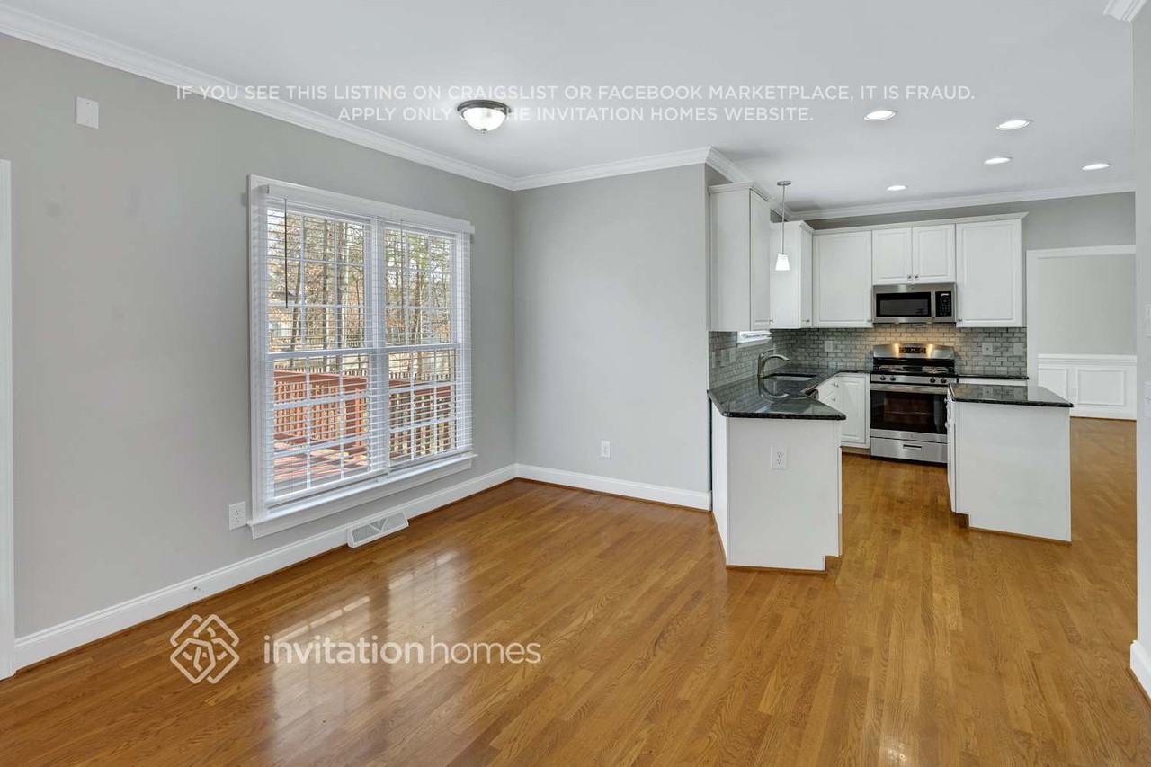 4111 Citation Oaks Ct - Photo 7 of 25