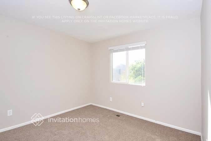 10125 Hudson Ct - Photo 6 of 11