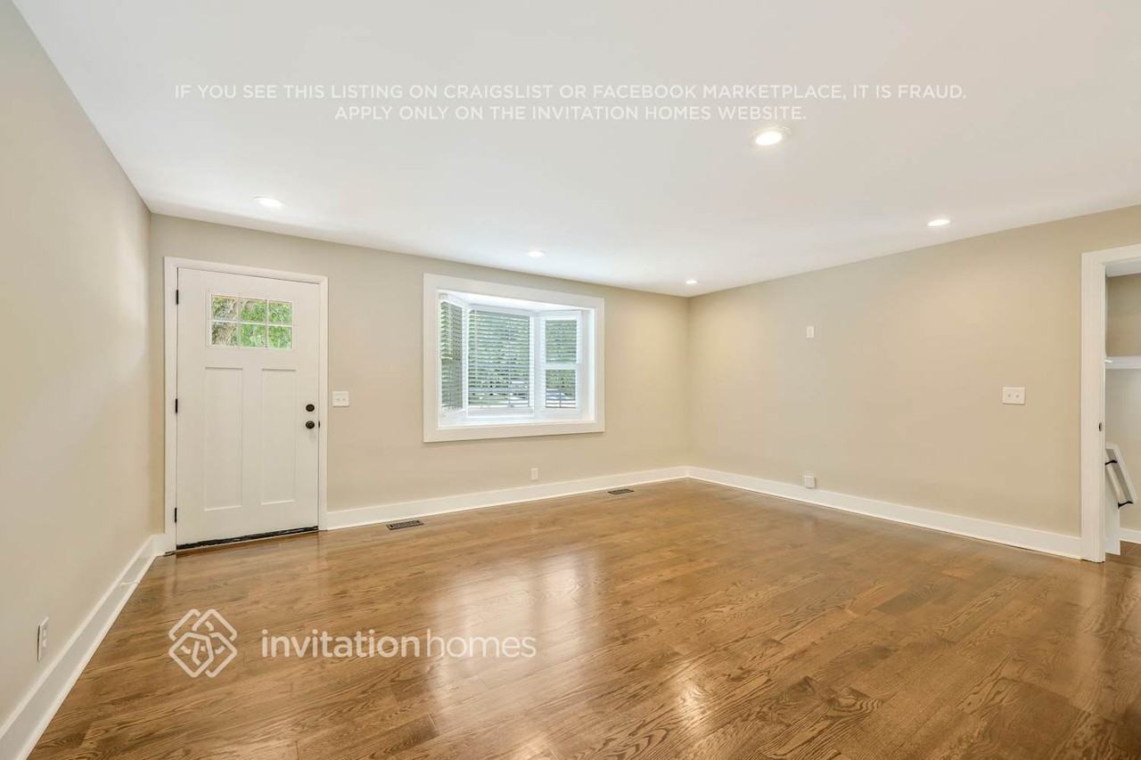 5009 Suter Dr - Photo 5 of 30