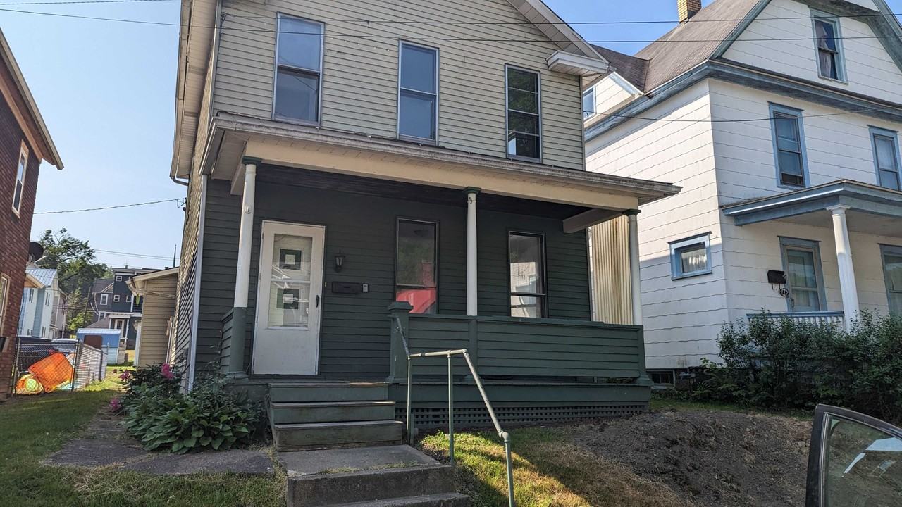 415 W Front St #NA - Photo 2 of 31