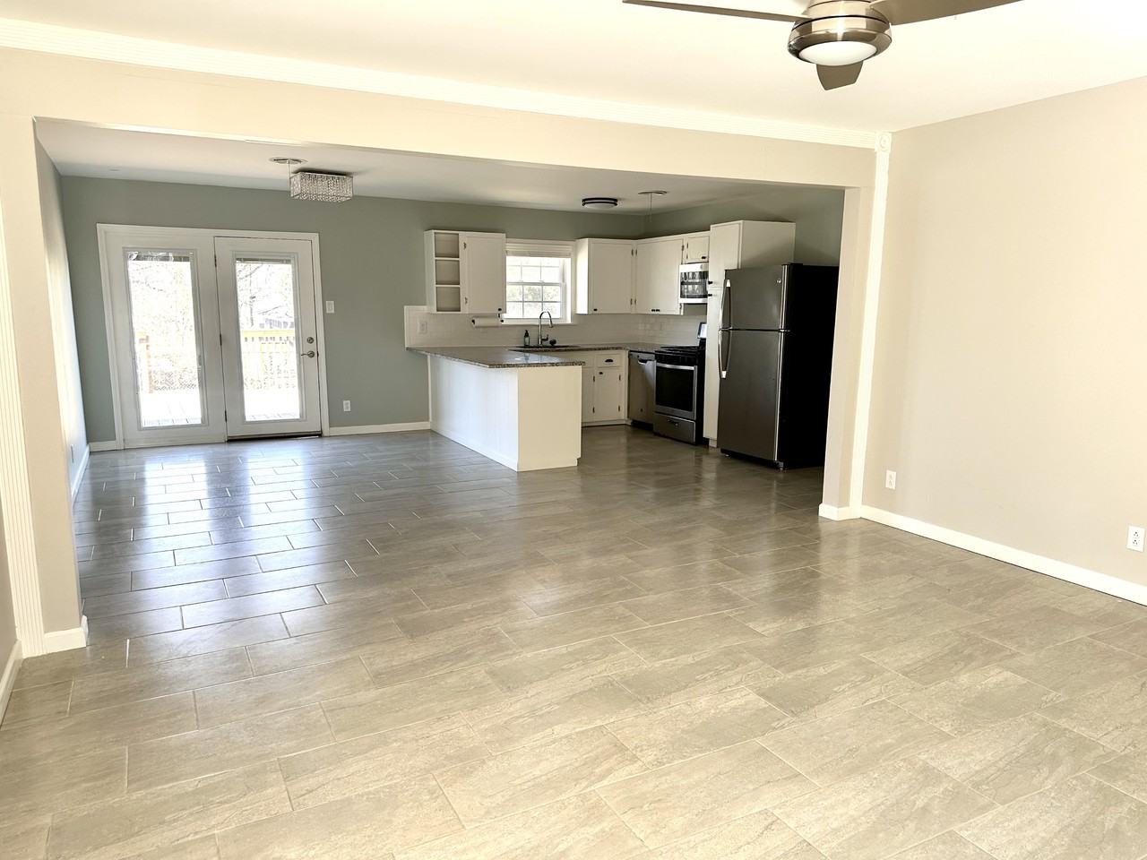 4509 N Cypress St #NA - Photo 3 of 9