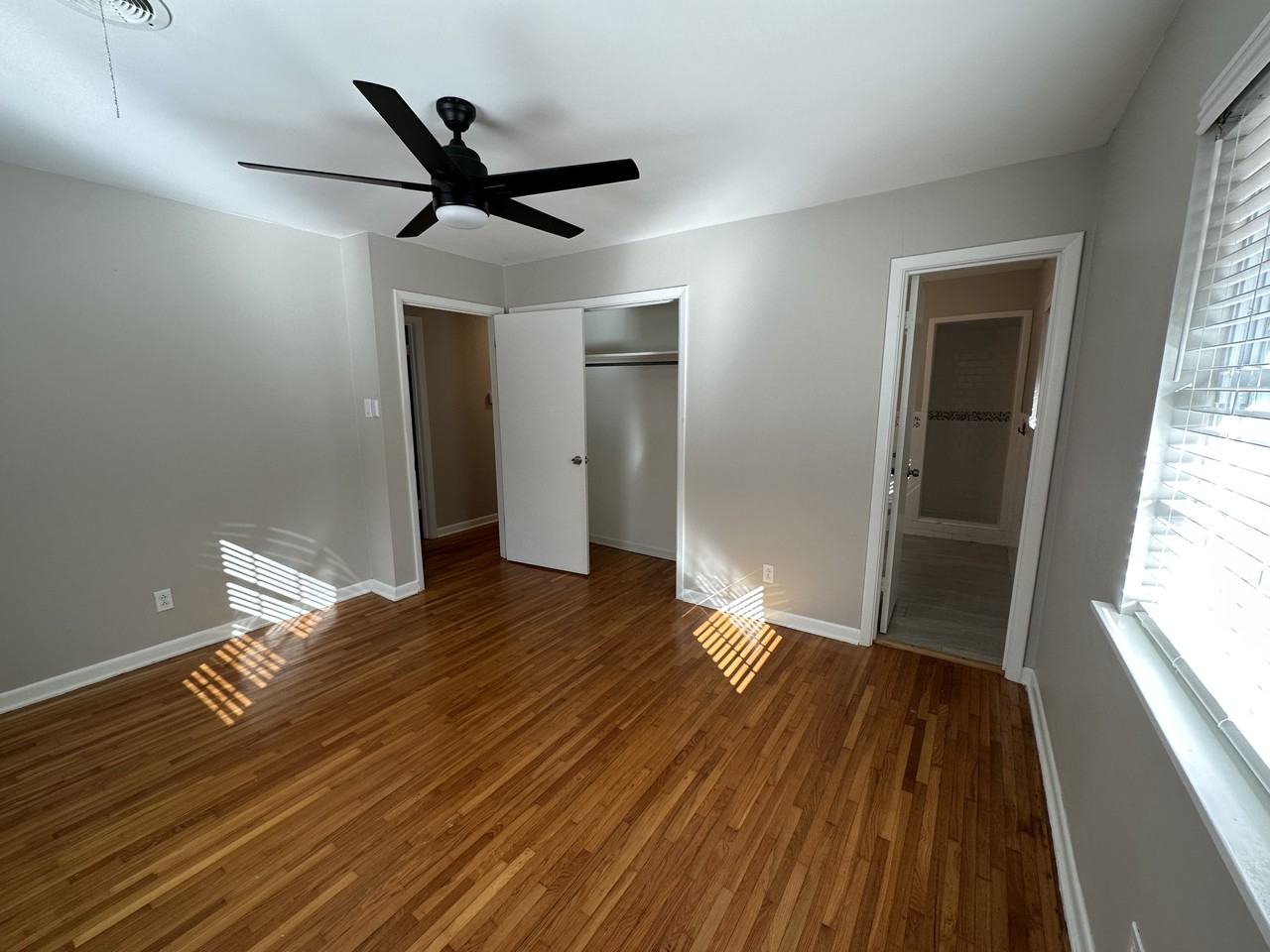 4509 N Cypress St #NA - Photo 5 of 9