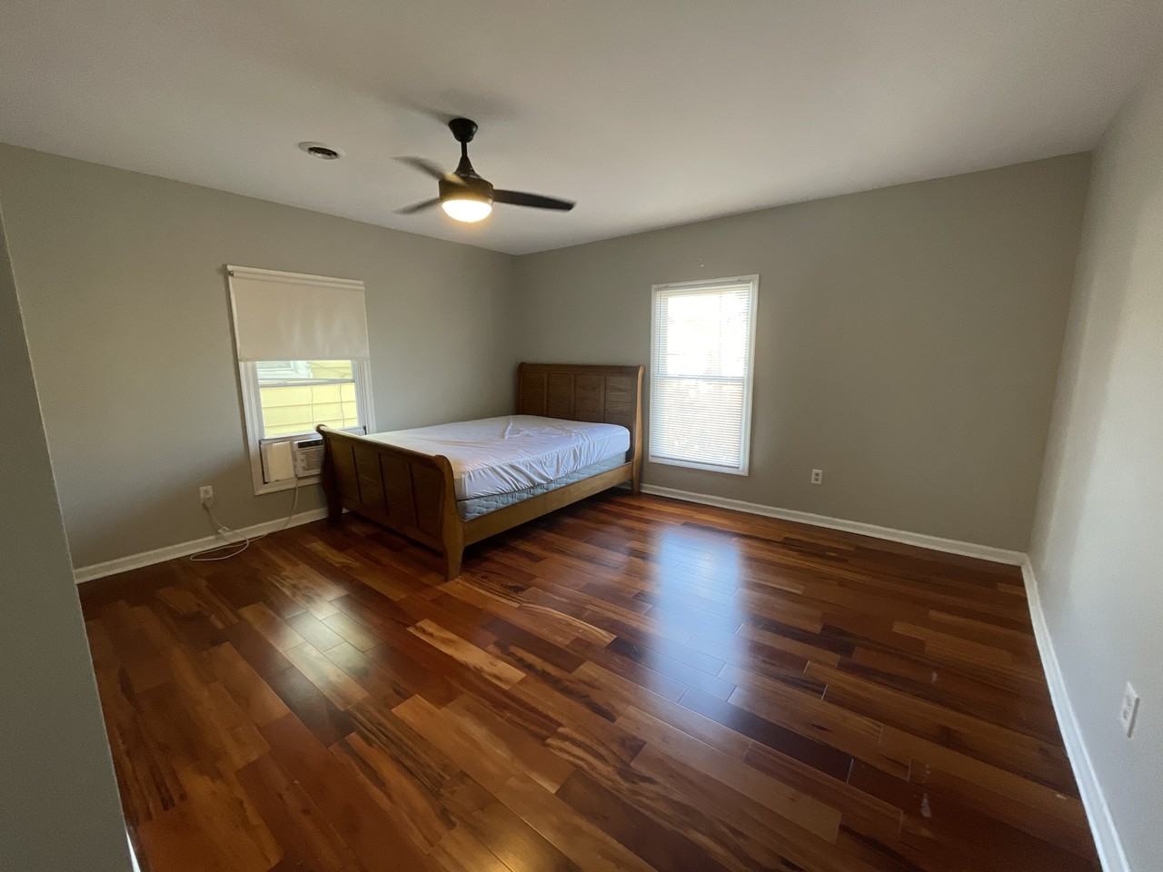 1110 11th St #1 - Photo 4 of 19