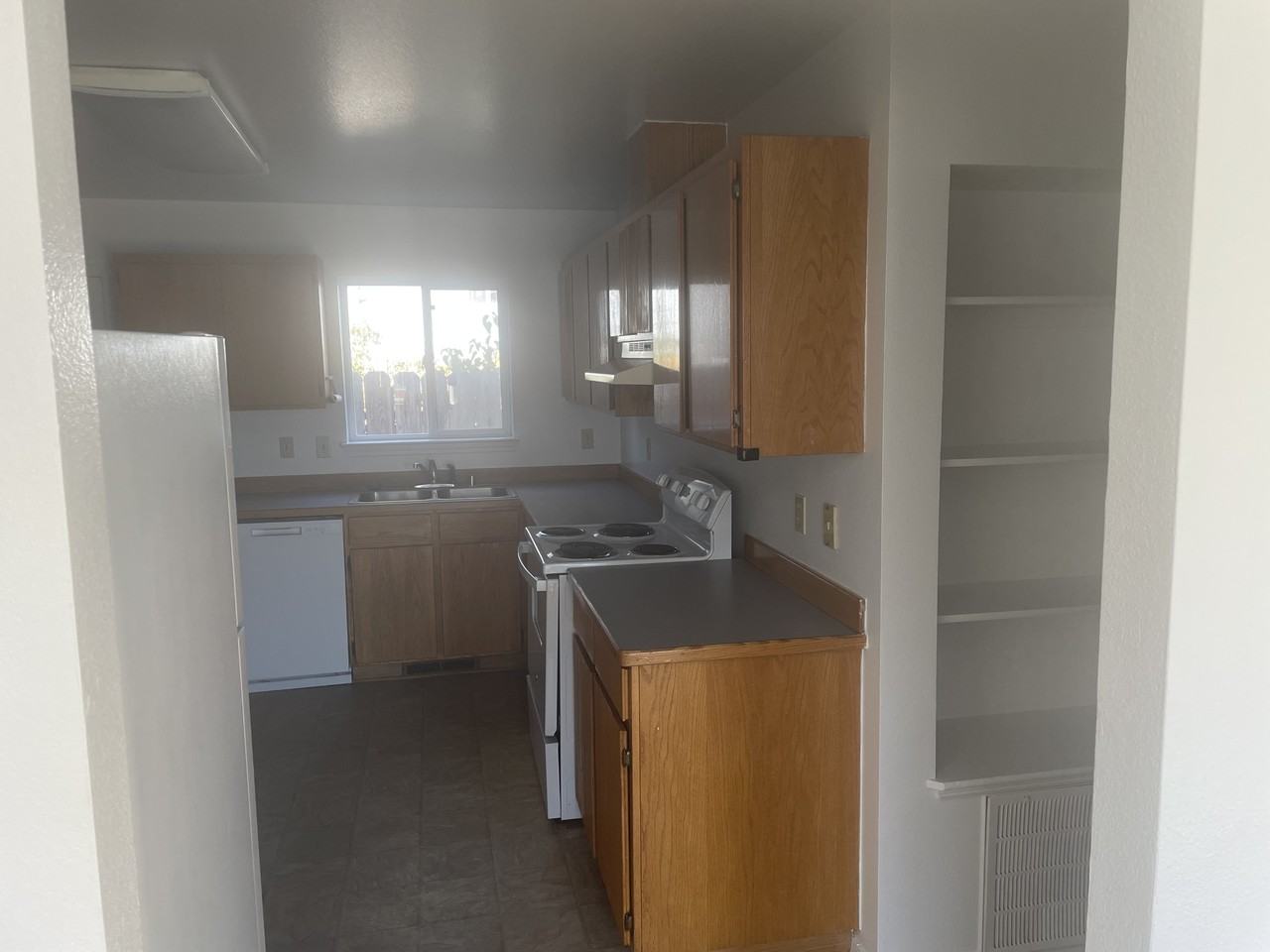 205 E Center St #205 - Photo 2 of 7