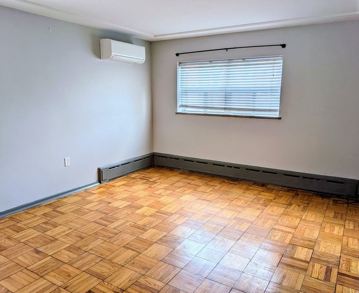 80 Albert Ave - Photo 5 of 11