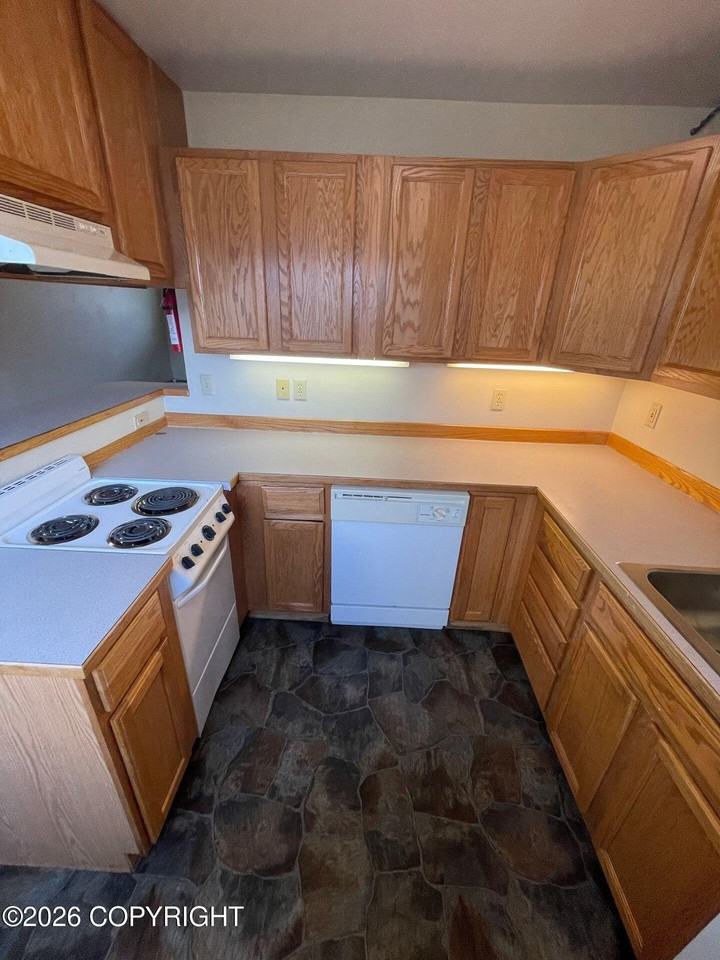 4004 E Steven Dr #3 - Photo 4 of 8