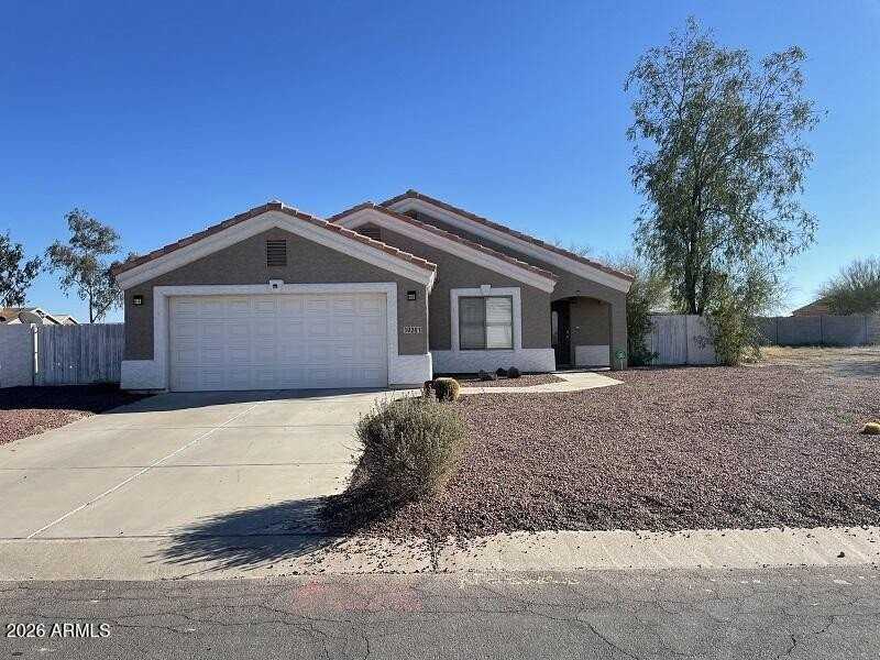 10281 W Heather Dr - Photo 2 of 17