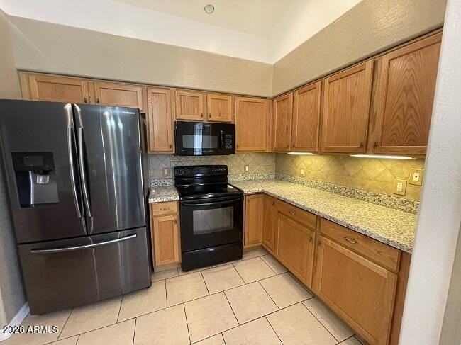 10281 W Heather Dr - Photo 6 of 17