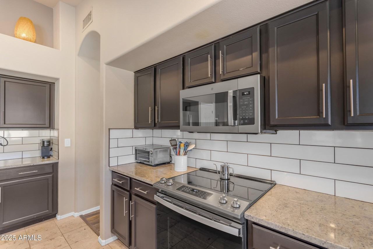 1823 W Remington Dr - Photo 4 of 49