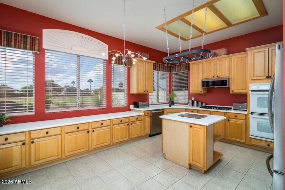 1004 S Parkcrest St - Photo 6 of 16