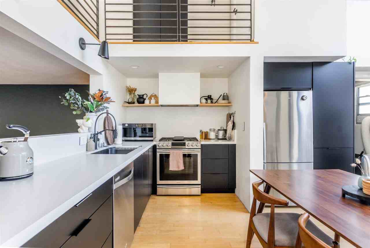 2323 Magnolia St Ste 4 #4 - Photo 2 of 14