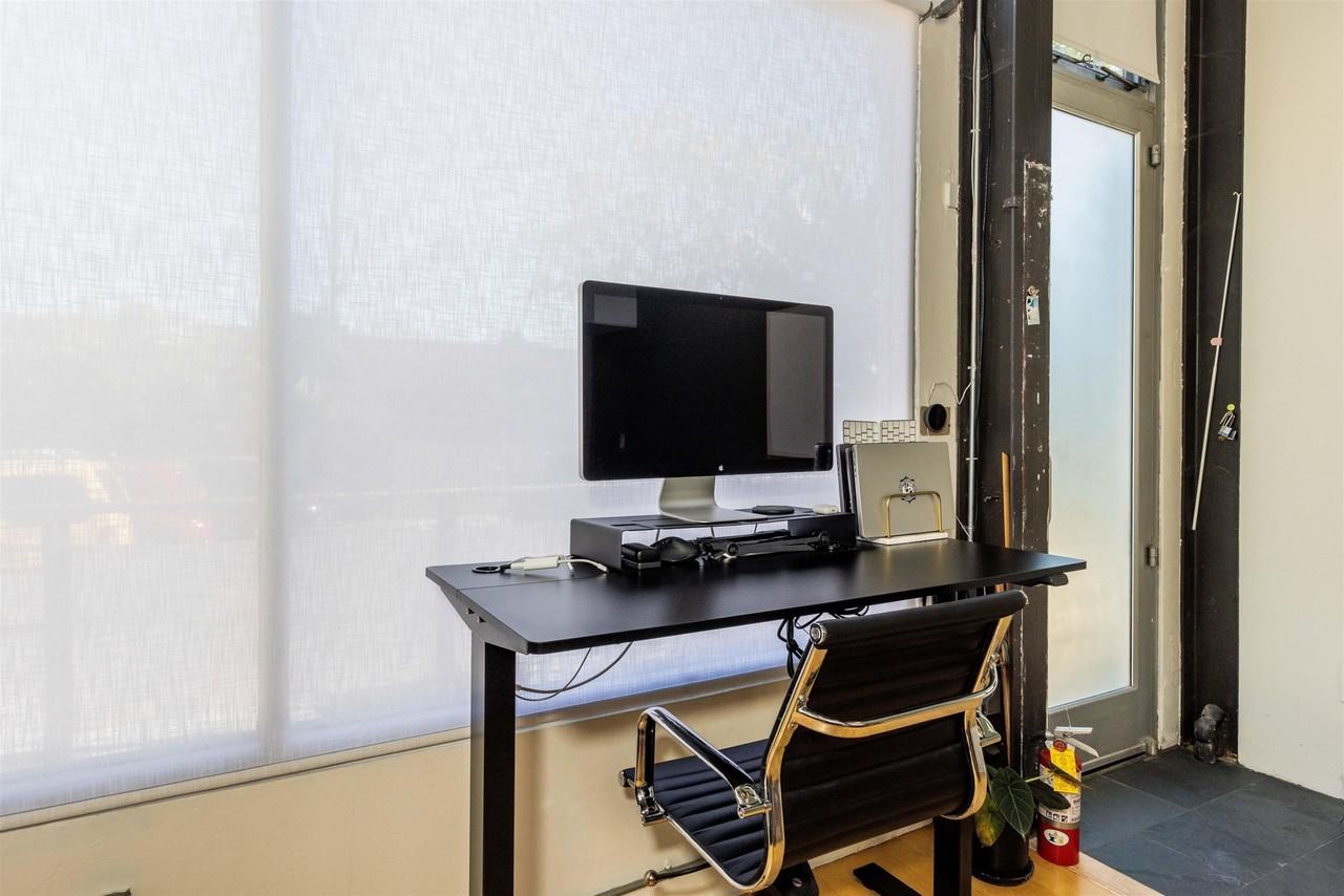 2323 Magnolia St Ste 4 #4 - Photo 6 of 14