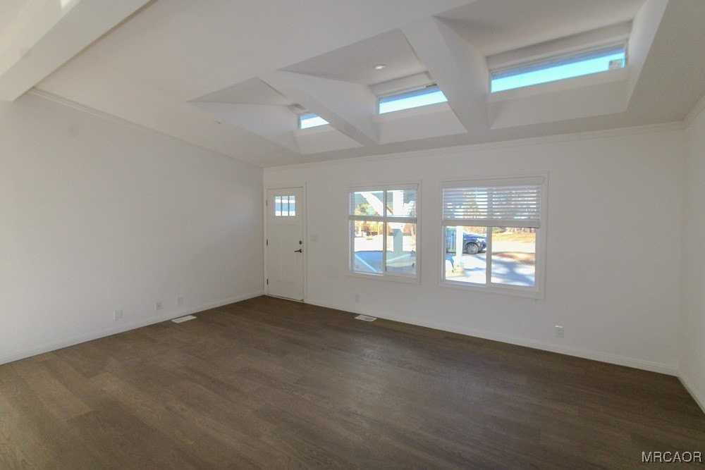 1336 La Crescenta Drive unit: 2 #2 - Photo 3 of 28