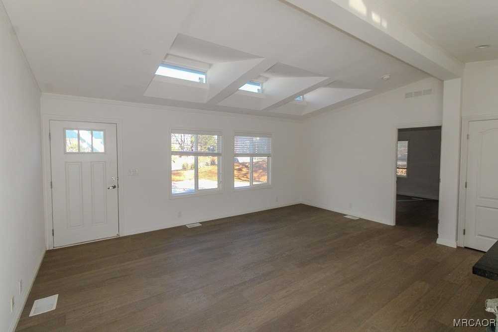 1336 La Crescenta Drive unit: 2 #2 - Photo 6 of 28