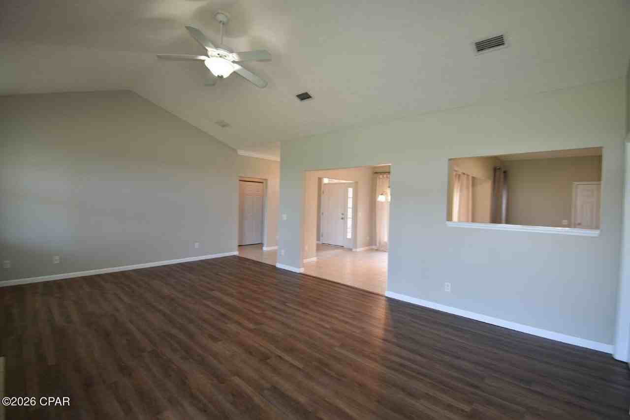 2306 Dragonfly Ln - Photo 5 of 15