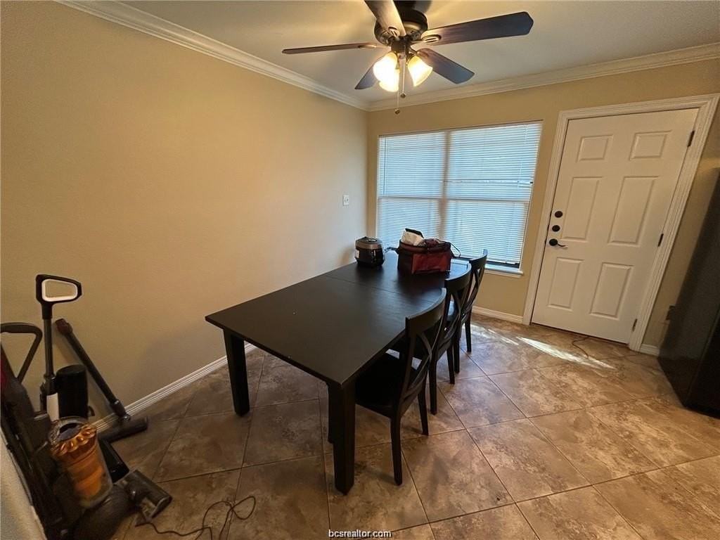 1714 Boardwalk Ct - Photo 7 of 25