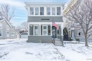 featured image of 325 Holcomb St