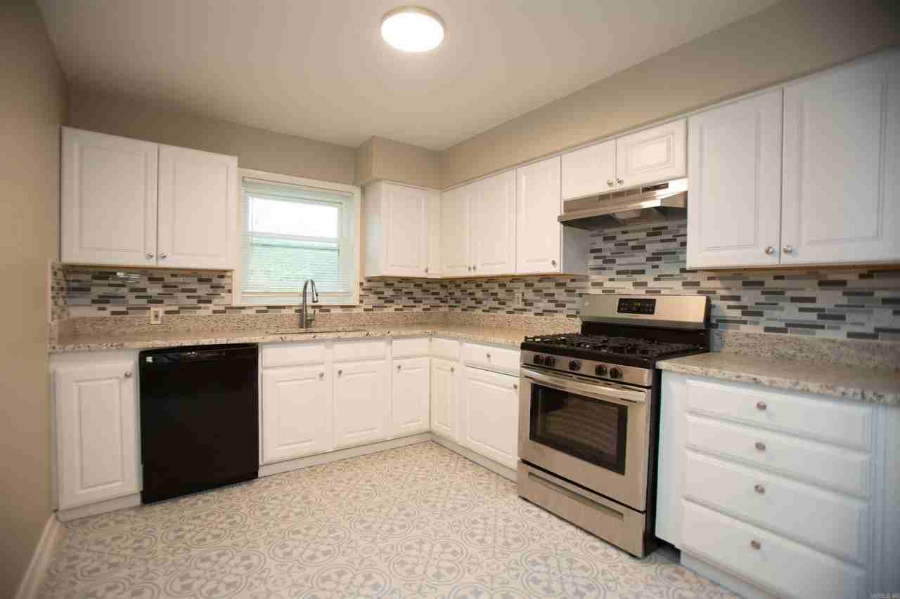 2308 Blackwood Rd - Photo 4 of 25