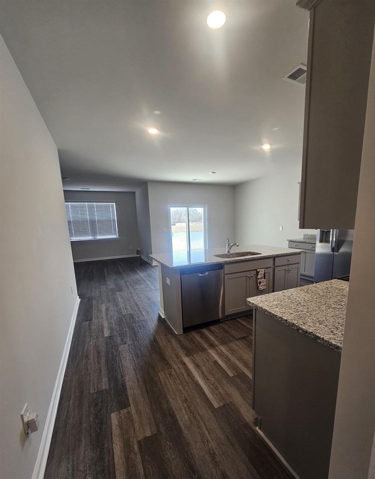 143 Honey Jar Way - Photo 6 of 23