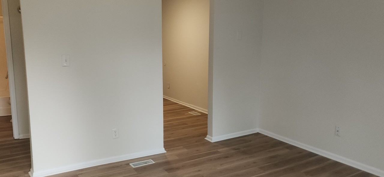 202 Selwyn Aly #A - Photo 2 of 35