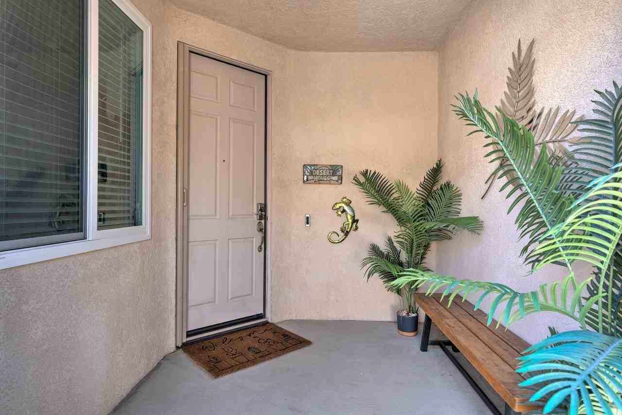 29578 W Laguna Dr - Photo 5 of 47