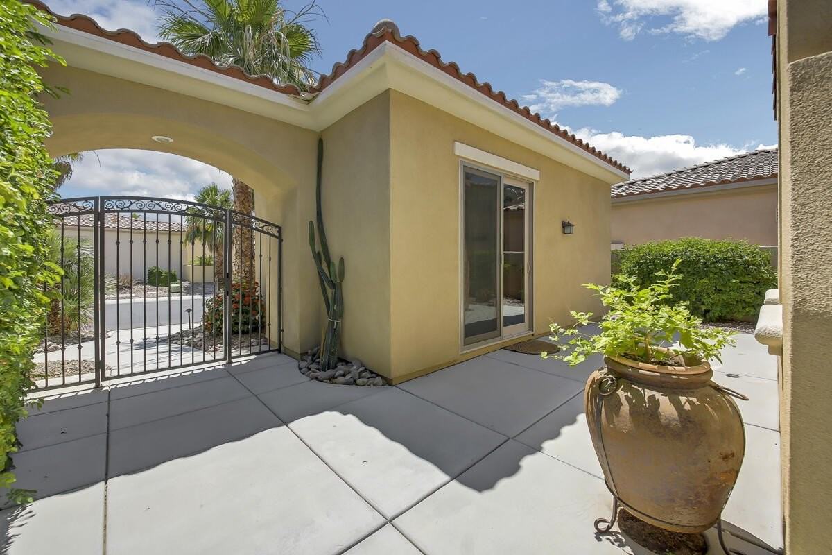 81876 Camino Los Milagros - Photo 7 of 45