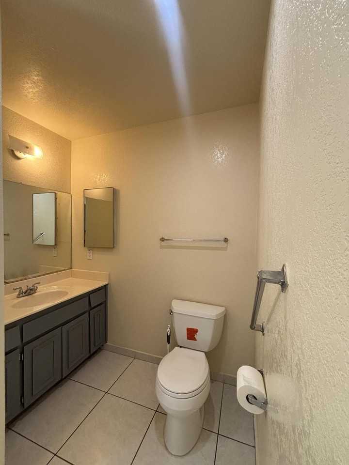 69145 Baristo Rd - Photo 4 of 6