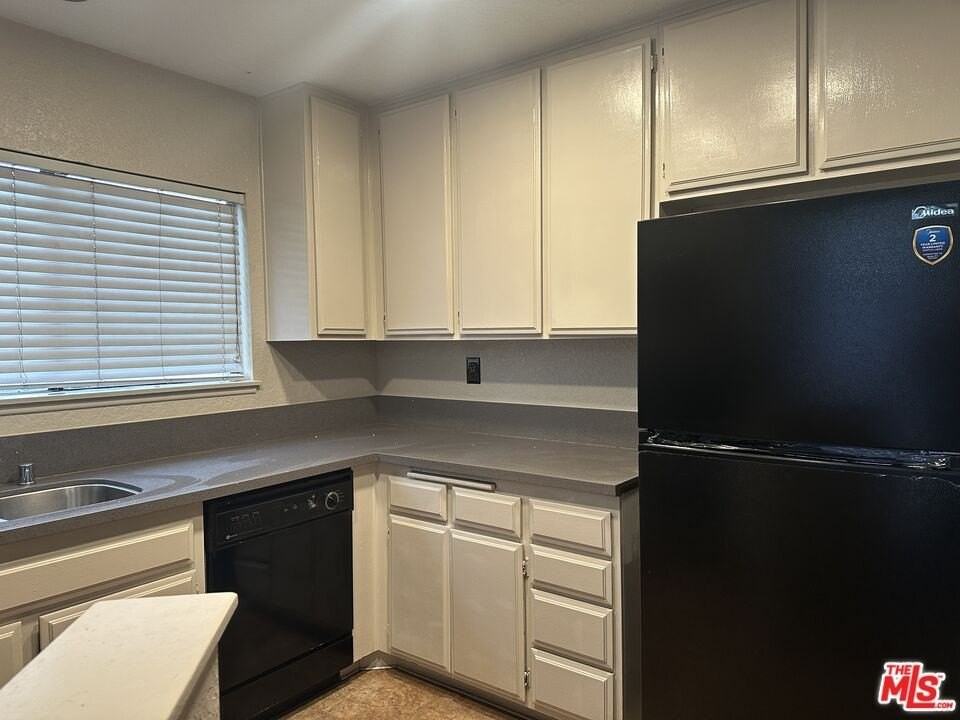 Willowcrest Ln - Photo 7 of 36