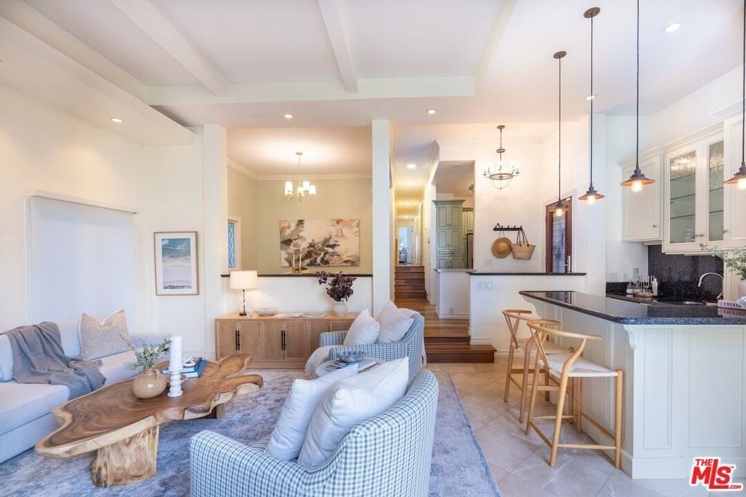 20 Ketch St Unit 1 #1 - Photo 3 of 38