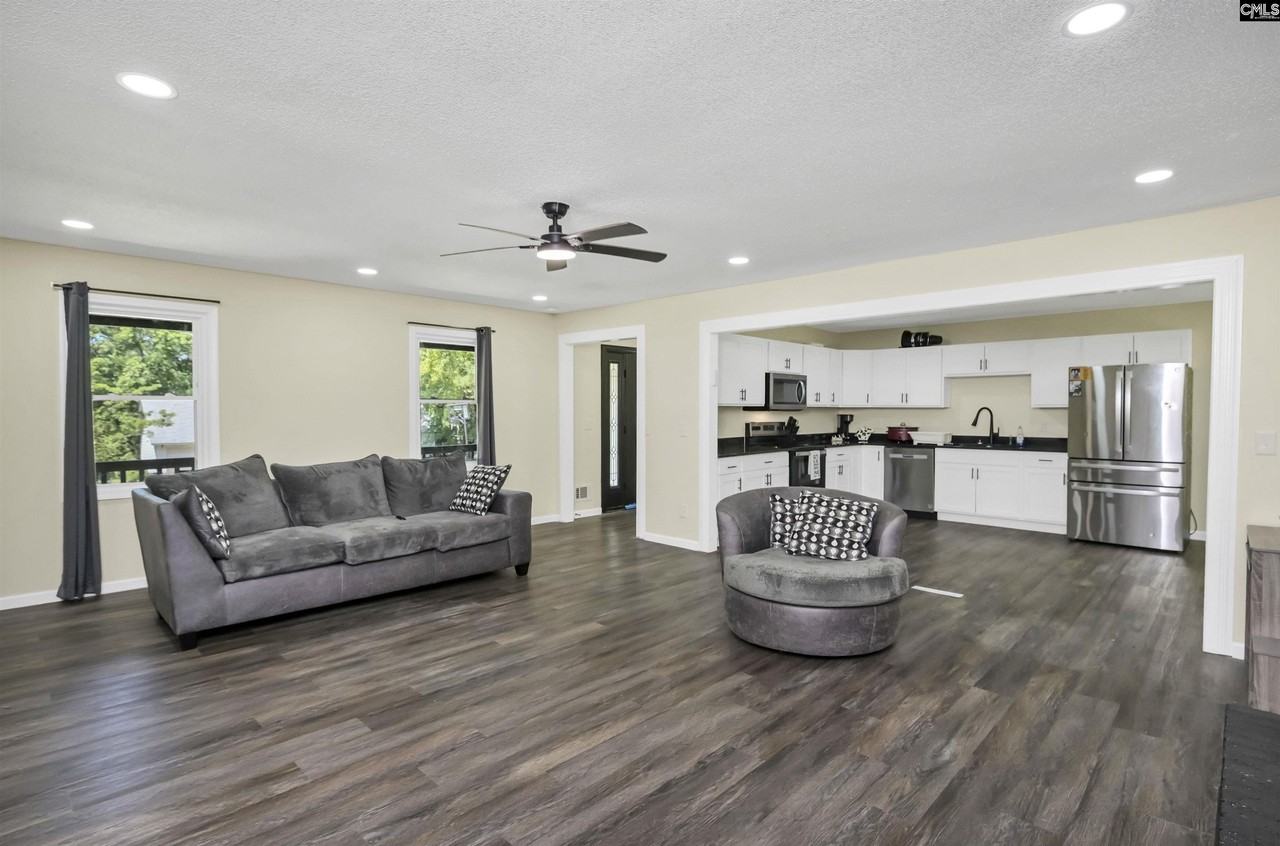 119 Wychwood Rd - Photo 6 of 40