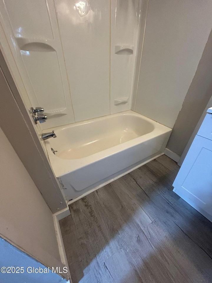 501 Morris St - Photo 6 of 13