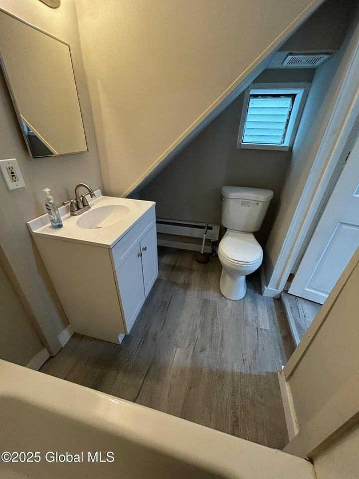 501 Morris St - Photo 7 of 13