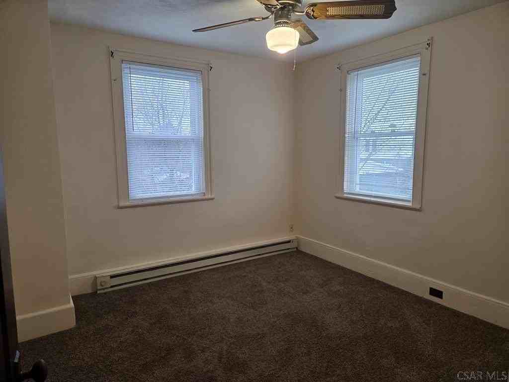 463 W Union St - Photo 7 of 10